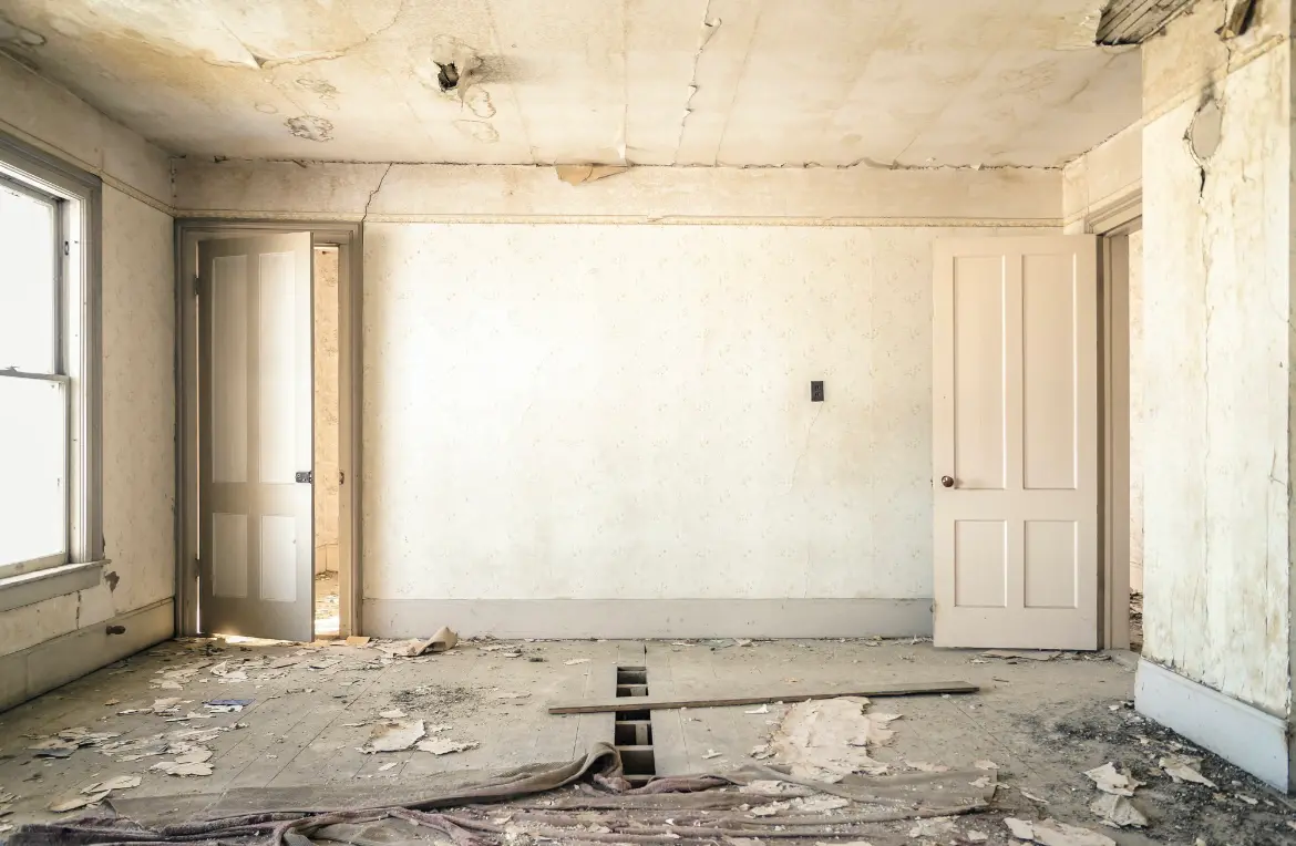 Waste disposal crew managing a cleanout project in Waimanalo Beach